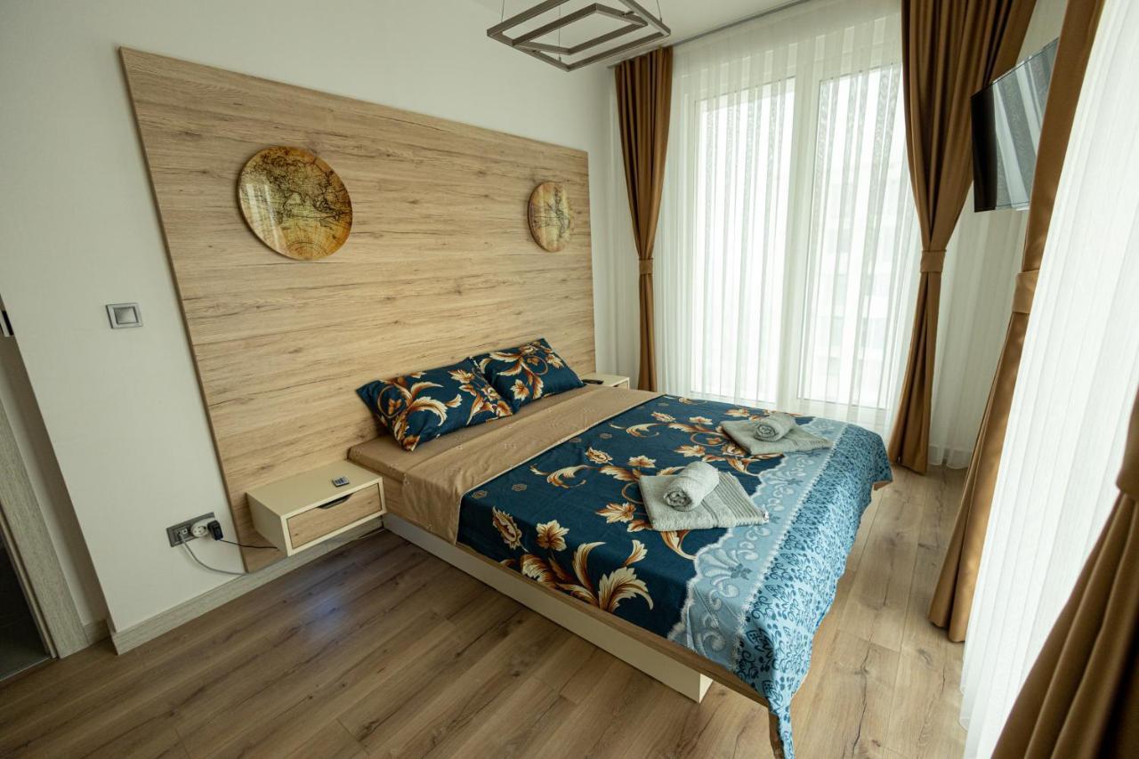 19Th & 18Th Floor Secure Apartments With Pool & Fitness & Parking Included In Price Skopje Eksteriør bilde