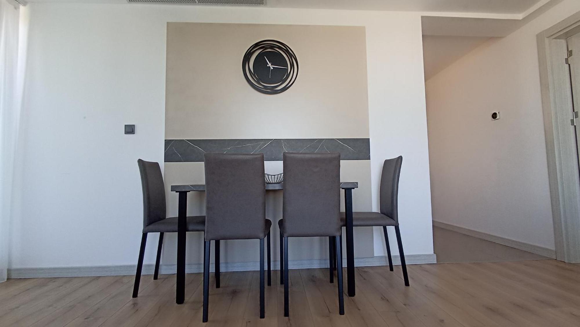 19Th & 18Th Floor Secure Apartments With Pool & Fitness & Parking Included In Price Skopje Eksteriør bilde