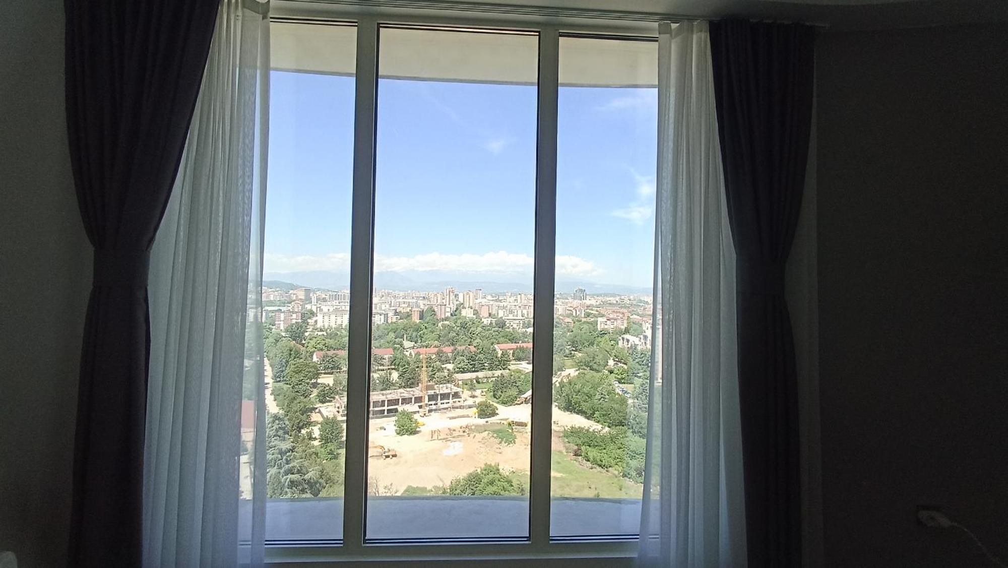 19Th & 18Th Floor Secure Apartments With Pool & Fitness & Parking Included In Price Skopje Eksteriør bilde
